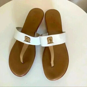 Nine West tan and white thong sandals